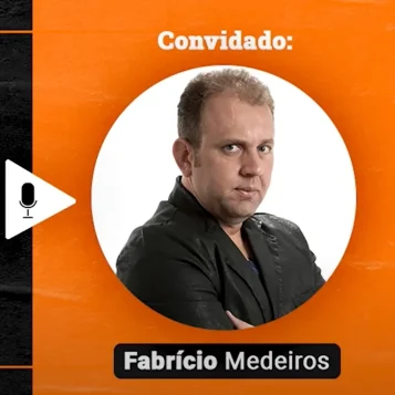 Capa do Podcast Papo de Vendedor episódio oito, Imagem nas cores laranja e preta, com a foto do convidado, Fabrício Medeiros, à esquerda, e o título, Negociação: Como Negociar para VENDER e não para vencer, à esquerda da imagem.   